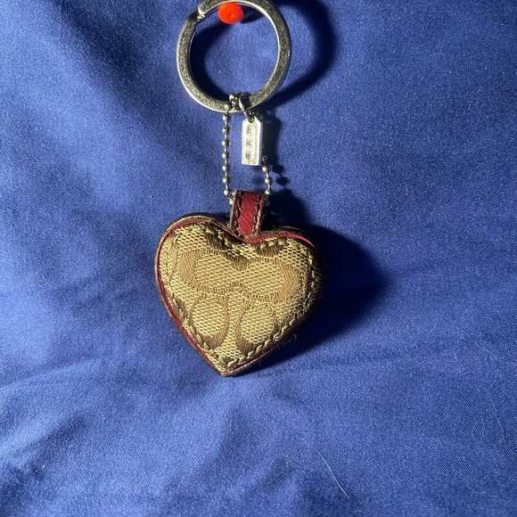 RARE Coach monogram maroon and brown heart! - Picture 2 of 2